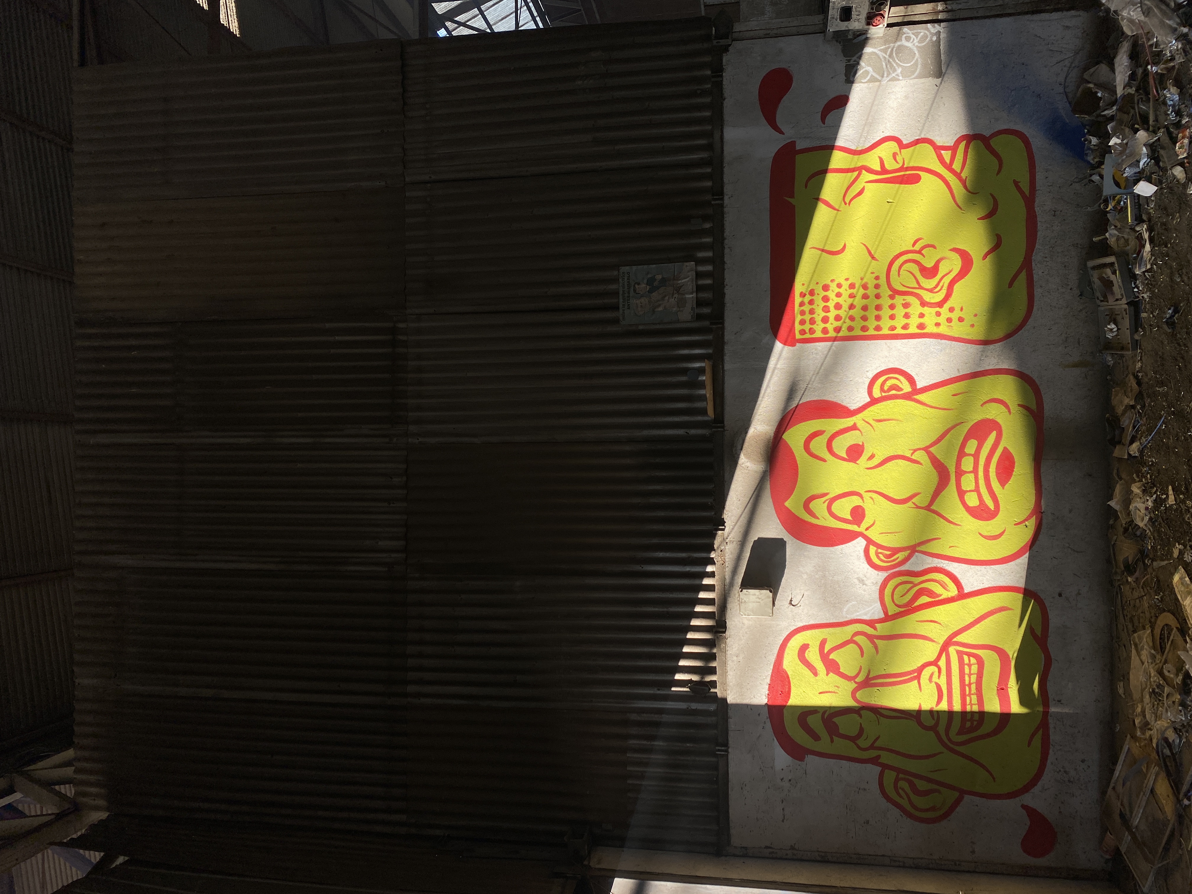 Ejercicios de expresión — mural contemporáneo de TEAS, intervención urbana en Santiago